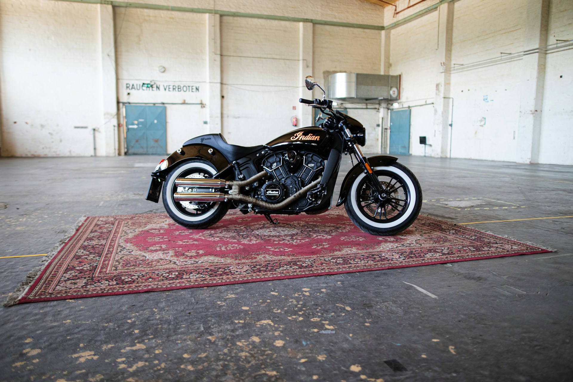 How to Protect a Motorcycle with GARAGE